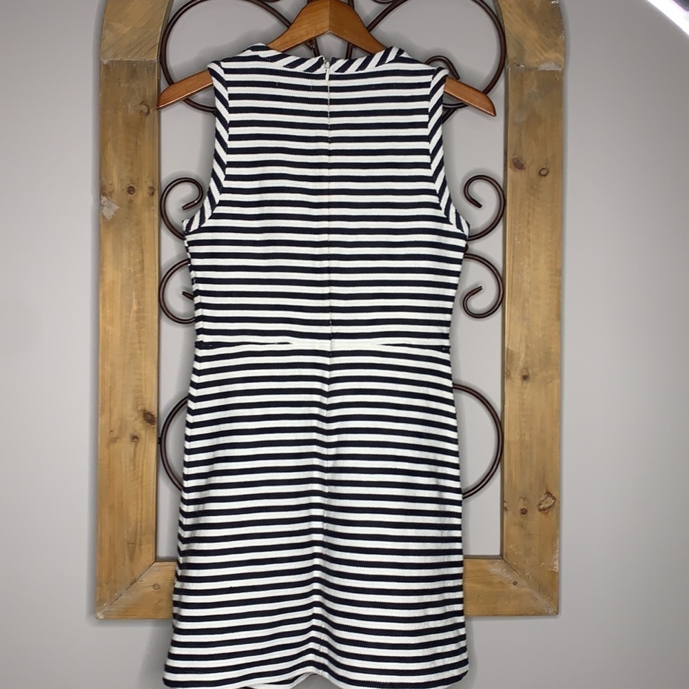 Madewell striped afternoon fit and flare dress - Picture 6 of 11